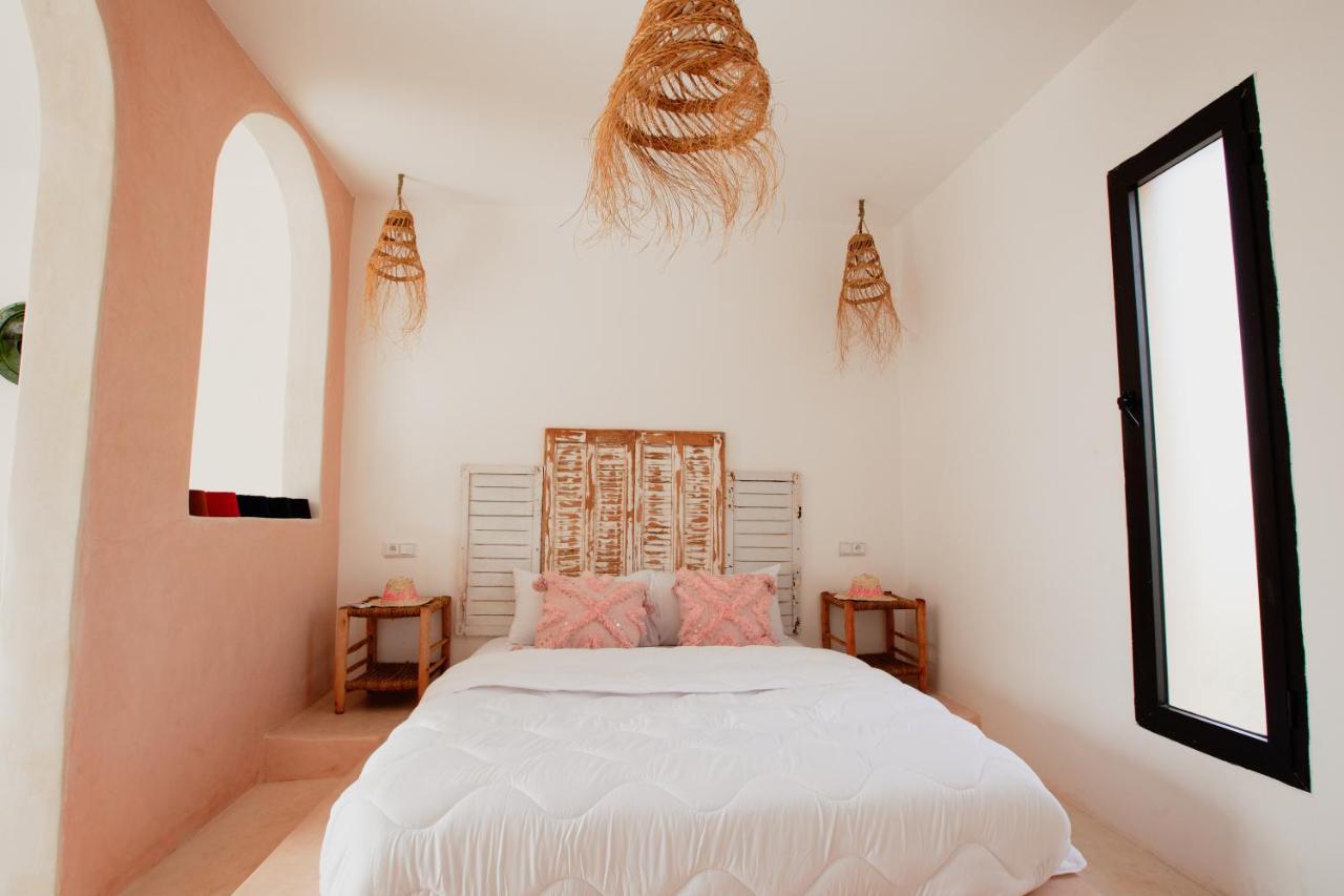 Aghmat Lodge Guest House Tamazouzte  Exterior foto